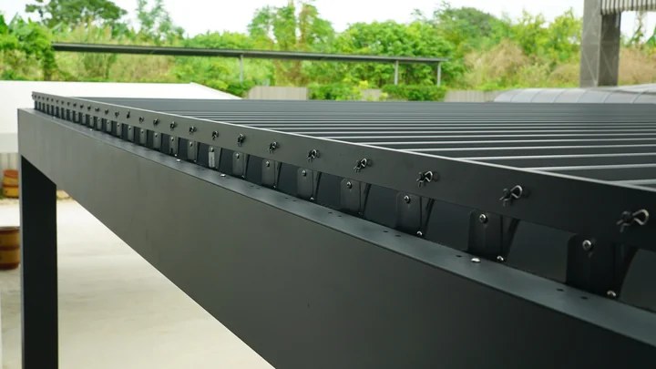 Louver linkage