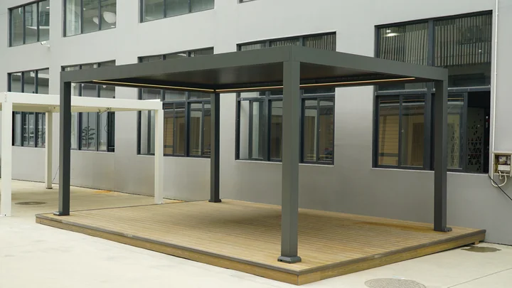 Freestanding aluminum frame