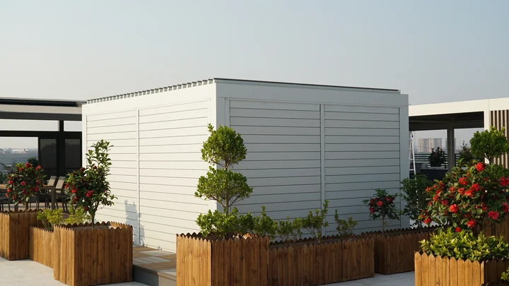 Fixed privacy screens