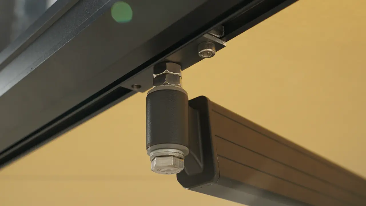 Frame connections